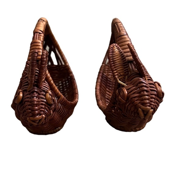 Set Of 2 Vintage Mini Bunny Basket Wicker Rattan With Handle - Picture 2 of 7